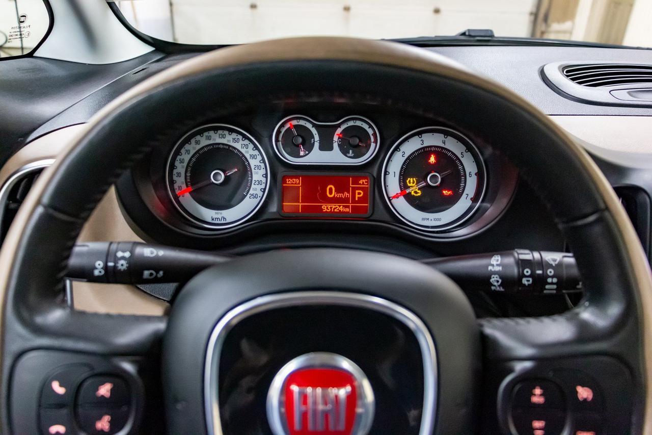 2014 FIAT 500L Lounge Leather Roof Nav Red Deer AB