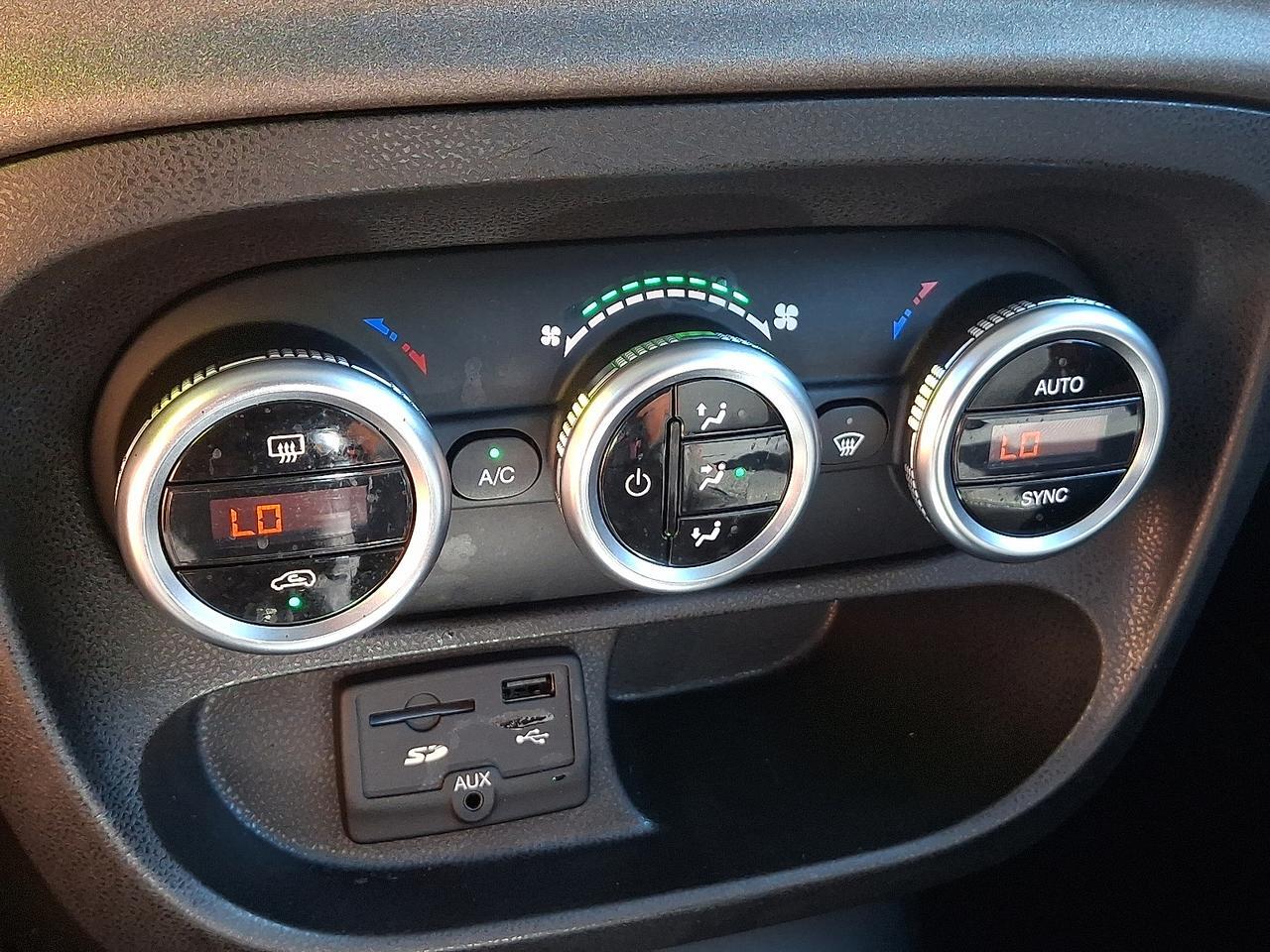 2014 FIAT 500L Trekking Vineland NJ