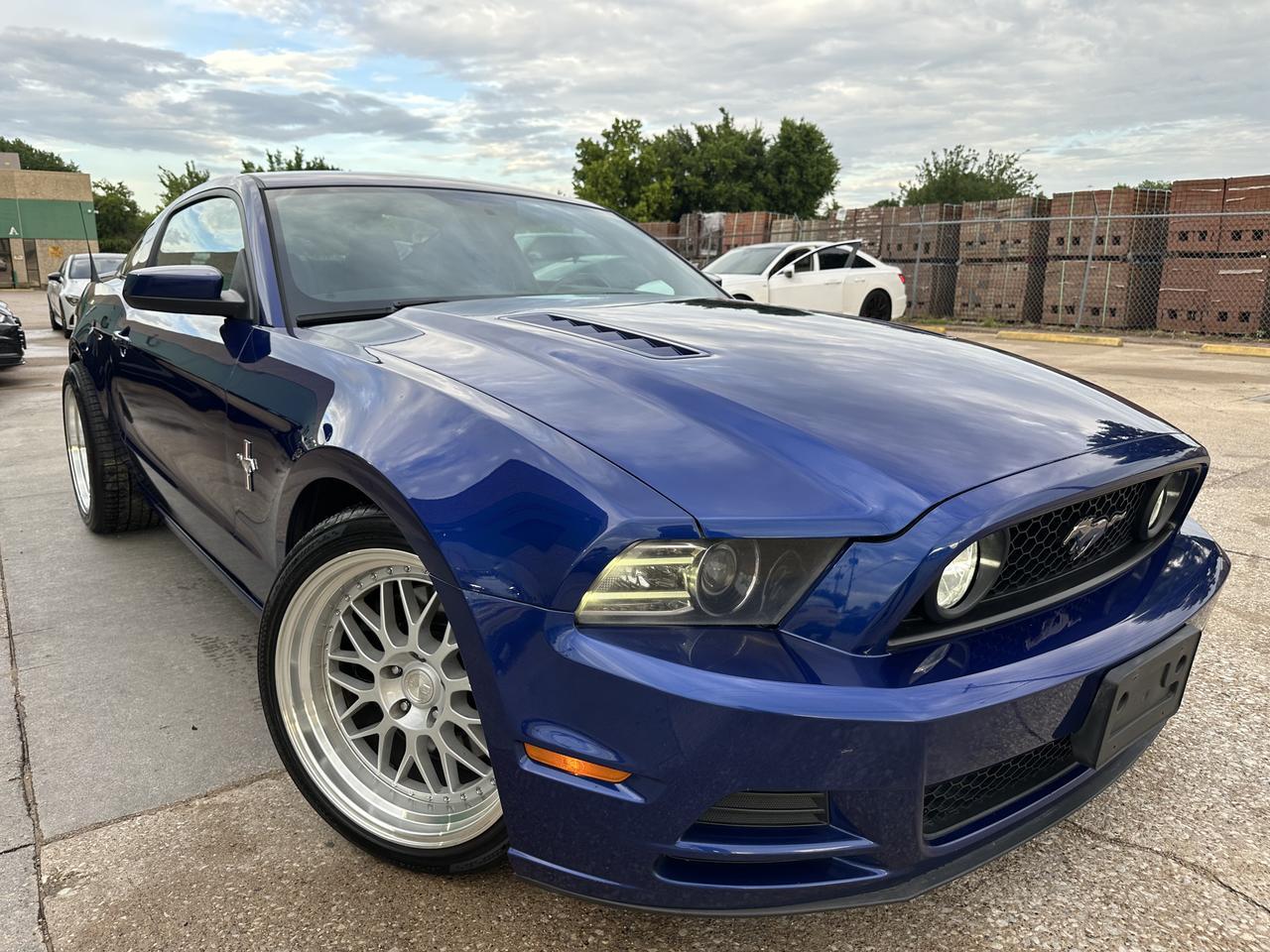 2014 FORD Mustang GT 6 Speed manual Dallas TX