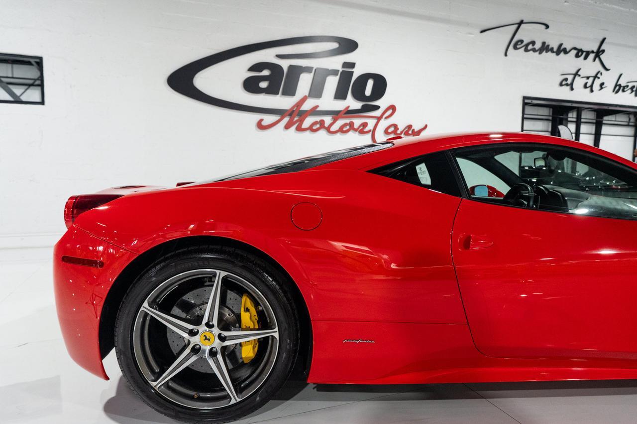 2014 Ferrari 458 Italia Rosso Scuderia paint, Nero leather interior, Scuderia shields, Giallo calipers, carbon wheel & MORE! Fort Lauderdale FL