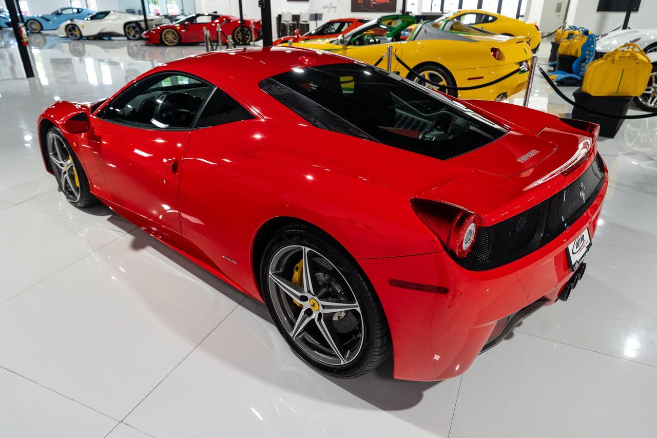 2014 Ferrari 458 Italia Rosso Scuderia paint, Nero leather interior, Scuderia shields, Giallo calipers, carbon wheel & MORE! Fort Lauderdale FL