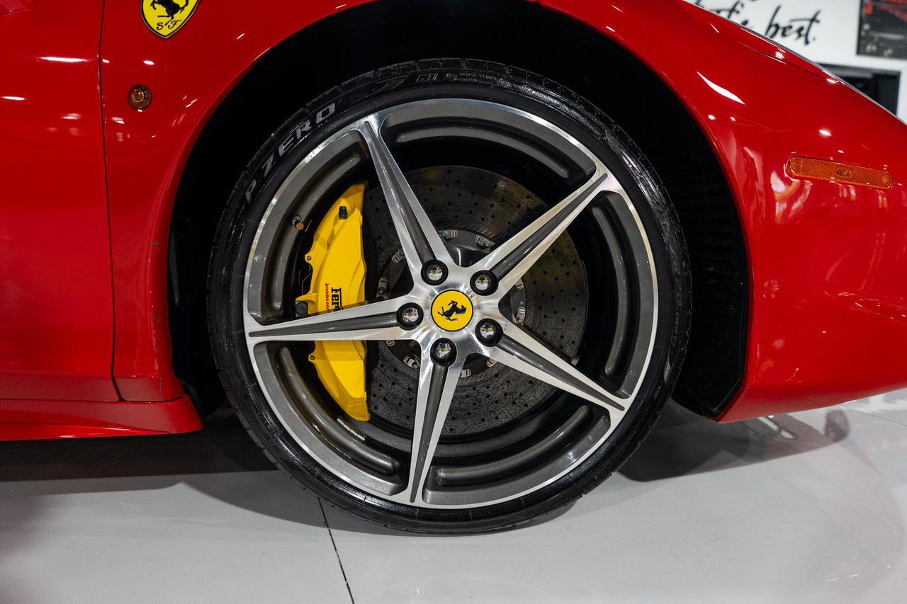 2014 Ferrari 458 Italia Rosso Scuderia paint, Nero leather interior, Scuderia shields, Giallo calipers, carbon wheel & MORE! Fort Lauderdale FL