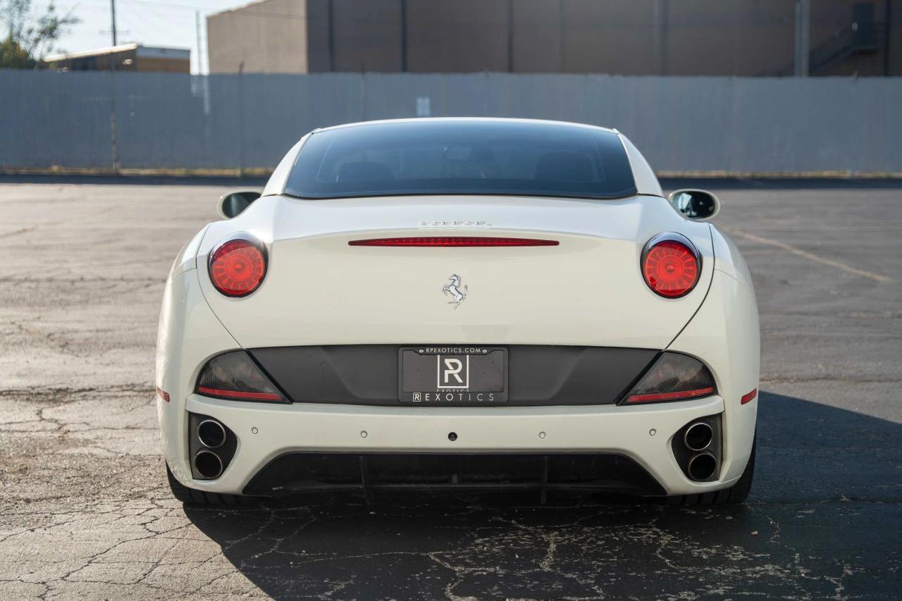 2014 Ferrari California Convertible 2D St. Louis MO