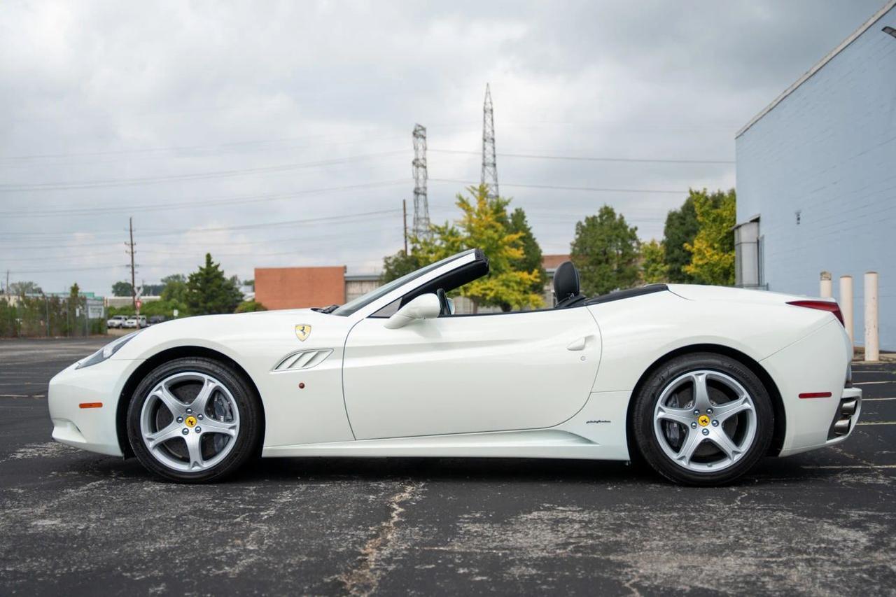 2014 Ferrari California Convertible 2D St. Louis MO