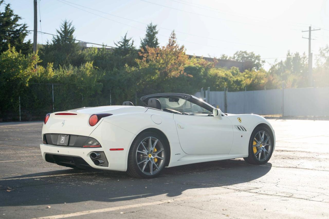 2014 Ferrari California Convertible 2D St. Louis MO