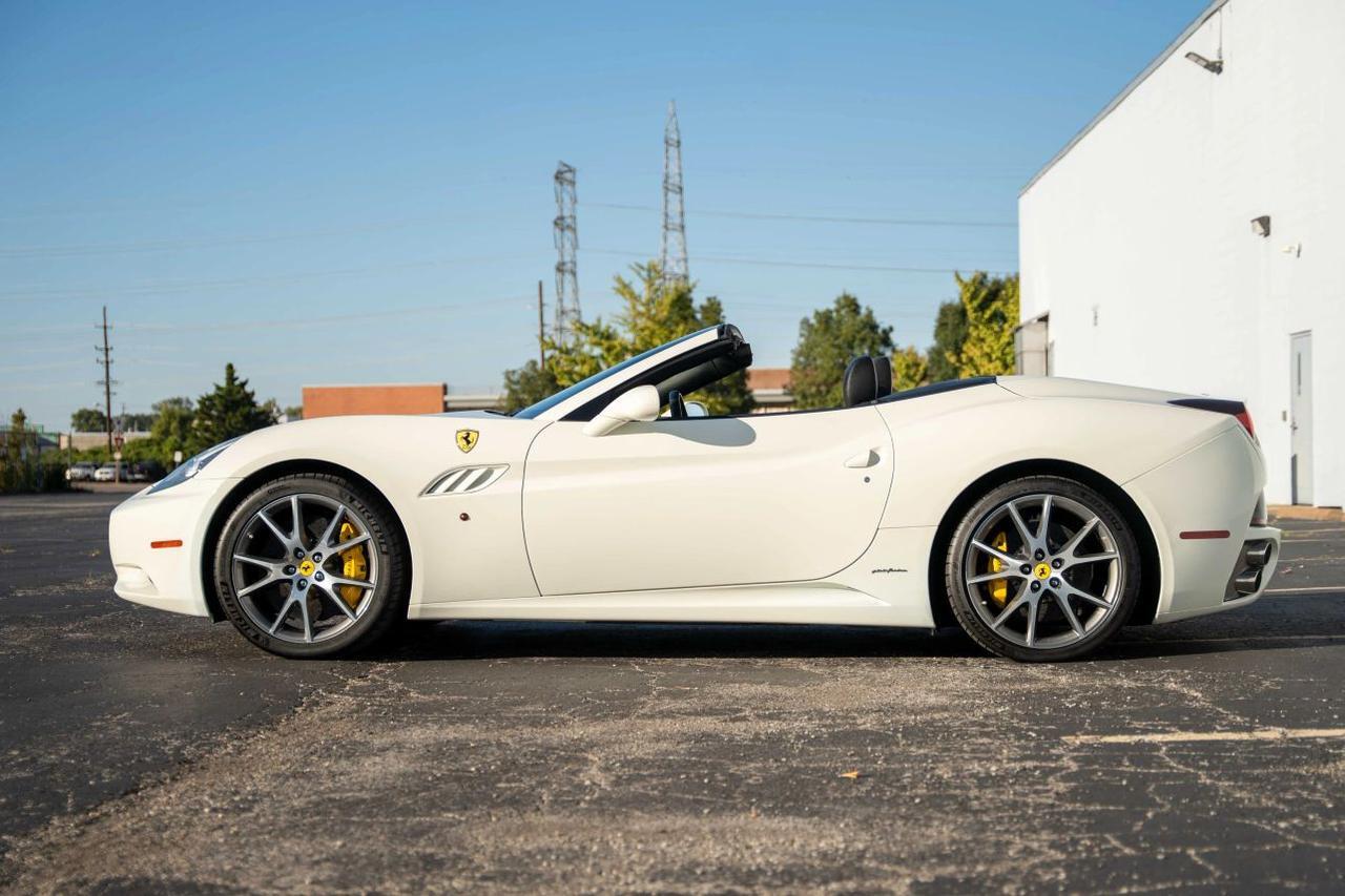 2014 Ferrari California Convertible 2D St. Louis MO
