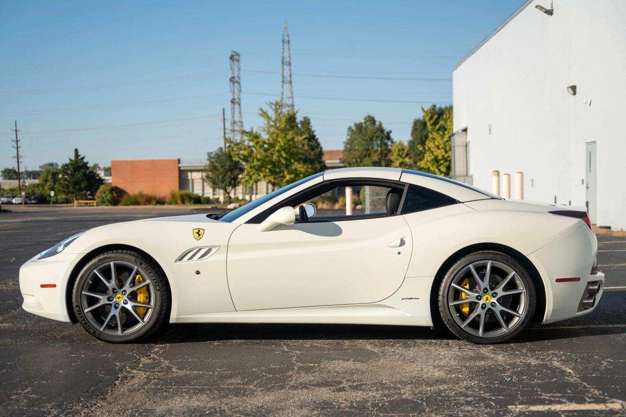 2014 Ferrari California Convertible 2D St. Louis MO
