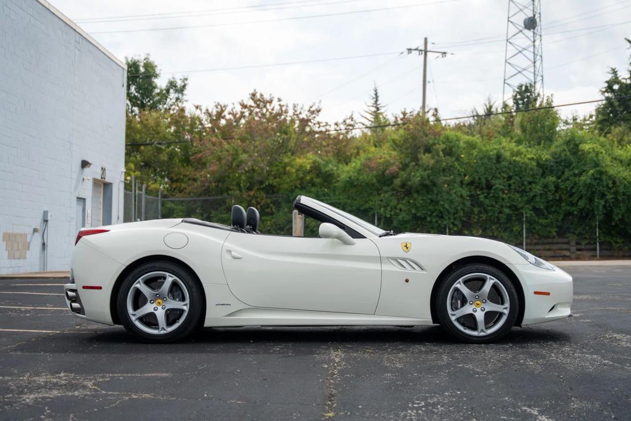 2014 Ferrari California Convertible 2D St. Louis MO