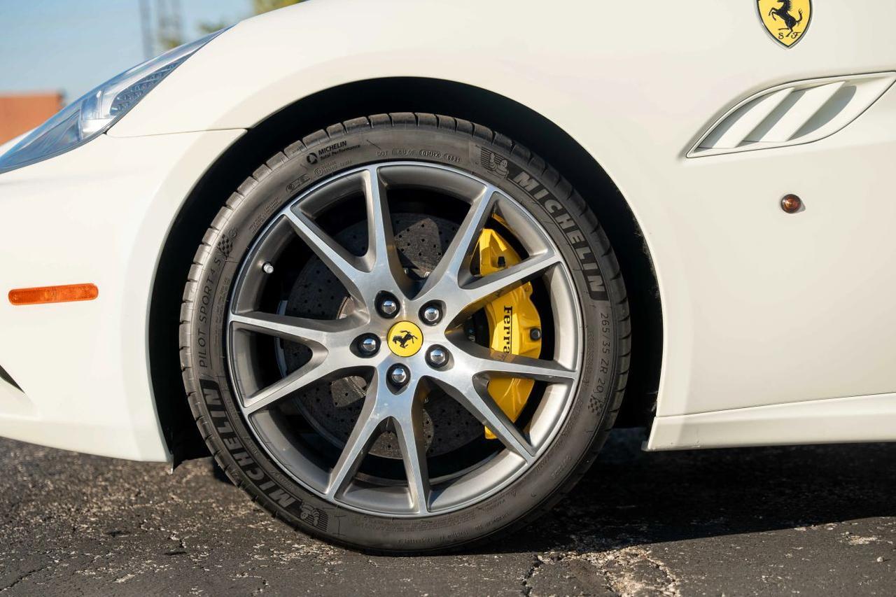 2014 Ferrari California Convertible 2D St. Louis MO