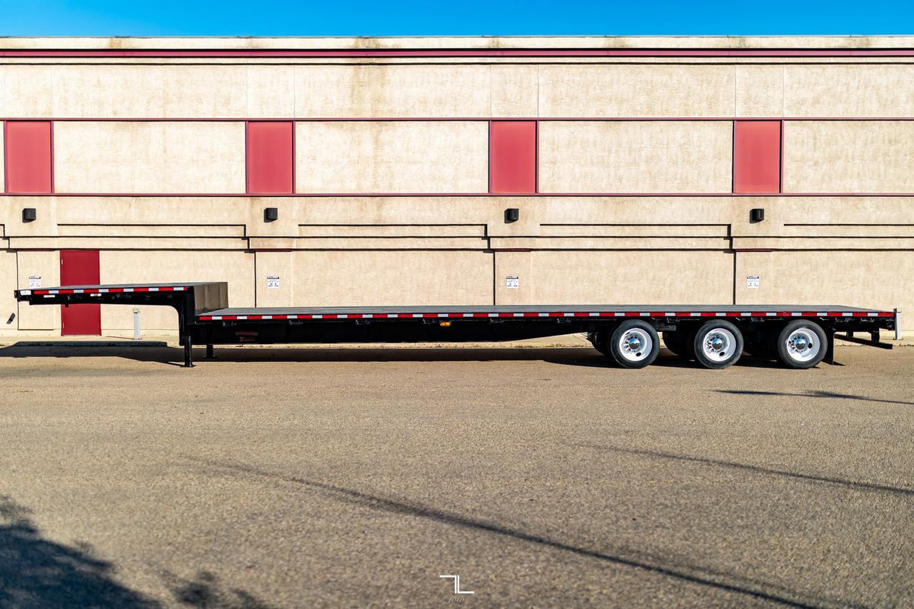 2014 Fontaine Tri-Axle Step Deck 53 Ft. Trailer Red Deer AB