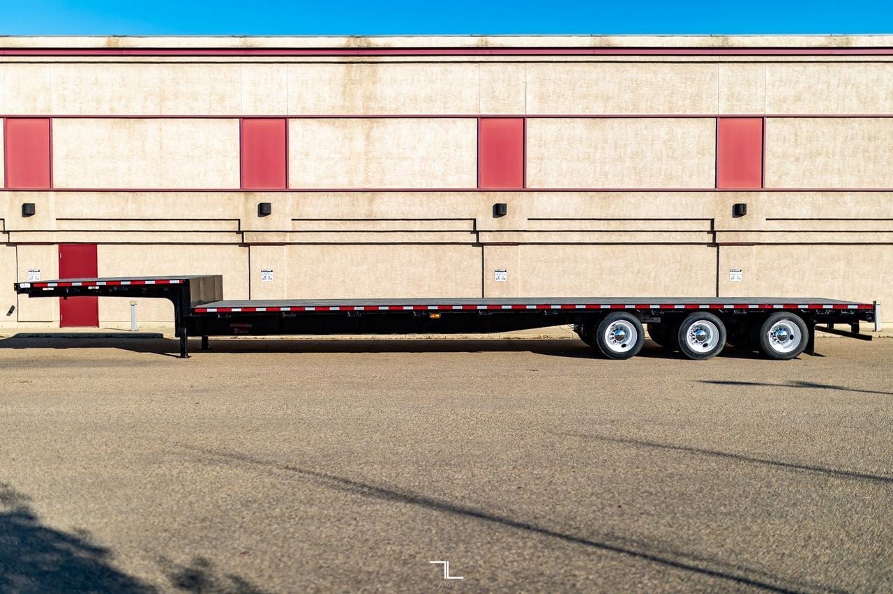 2014 Fontaine Tri-Axle Step Deck 53 Ft. Trailer Red Deer AB