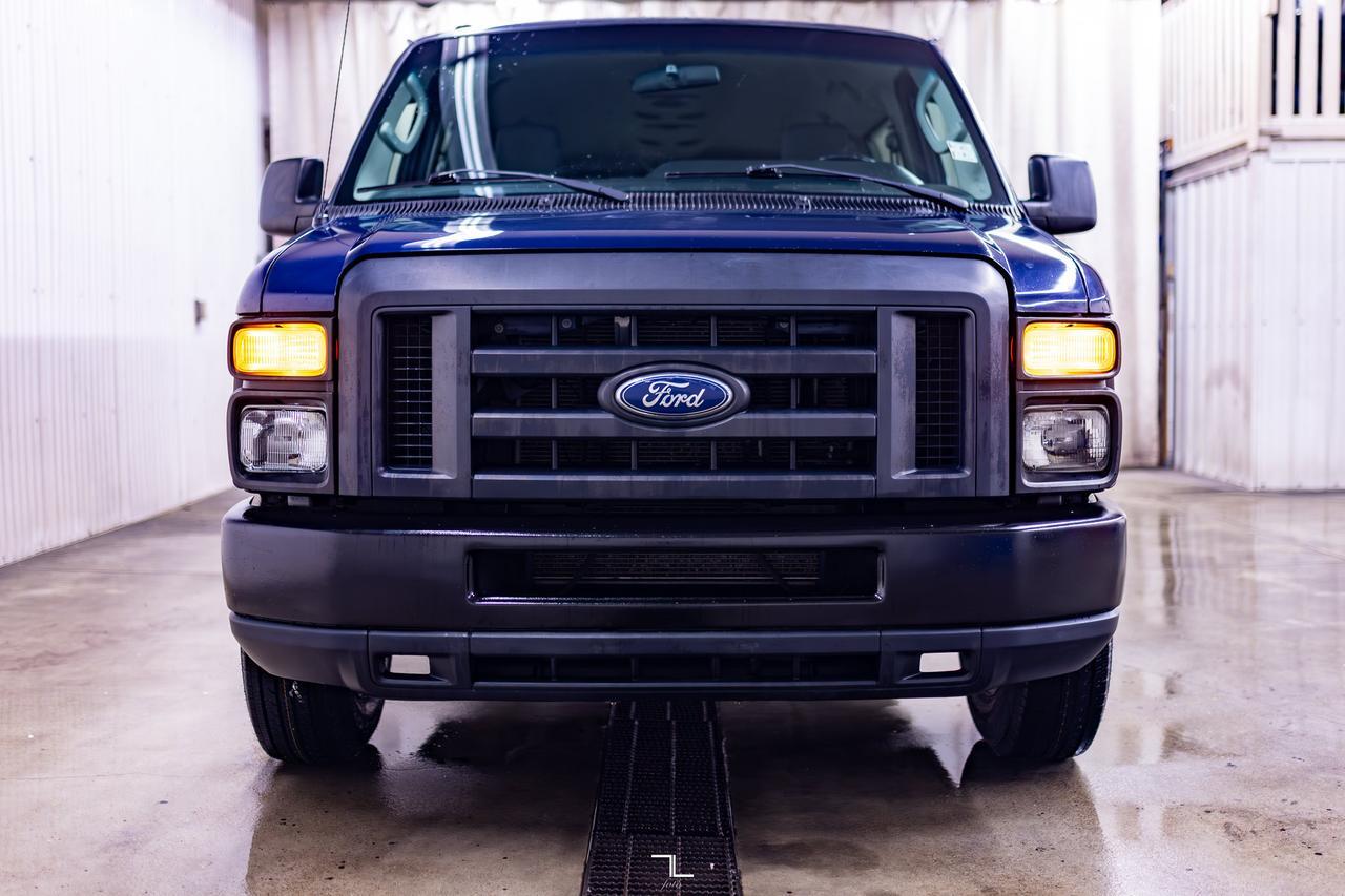 2014 Ford E-150 XL 8 Passenger Red Deer AB