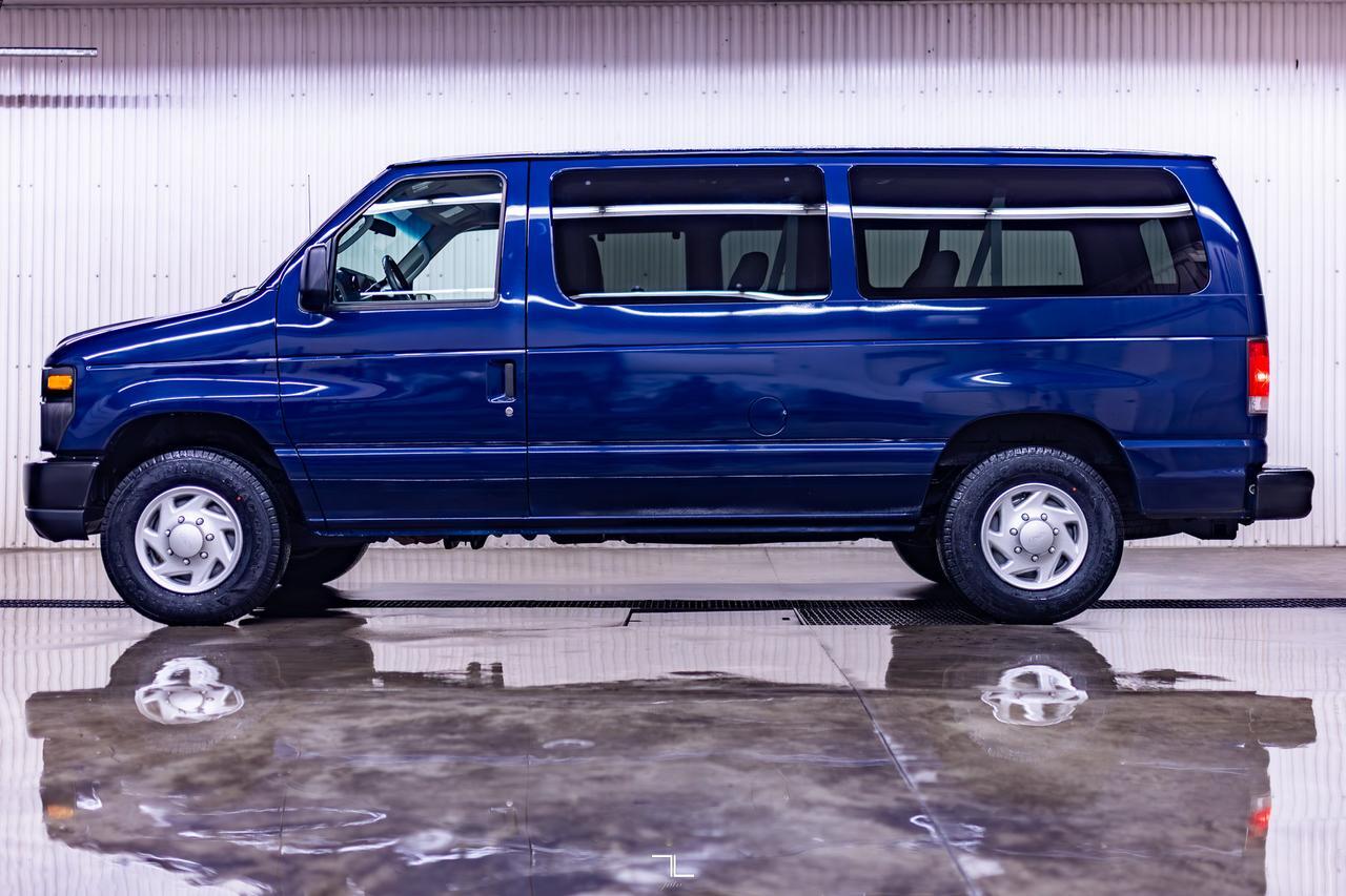 2014 Ford E-150 XL 8 Passenger Red Deer AB