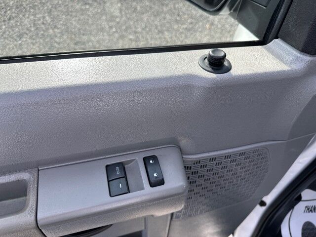2014 Ford E-250 Econoline Cargo w/ Ladder Rack & Bin Package Ashland VA