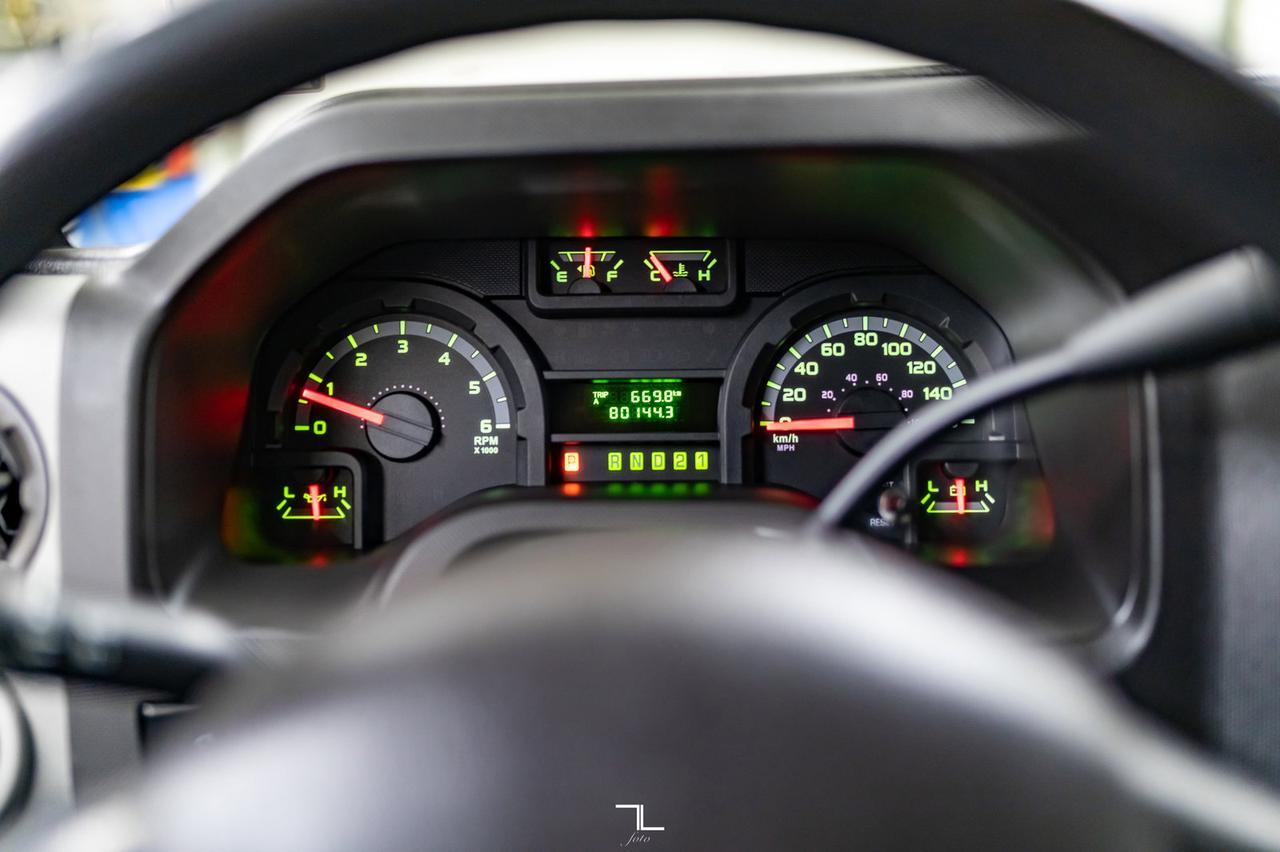 2014 Ford E-250 Extended Cargo Van Red Deer AB