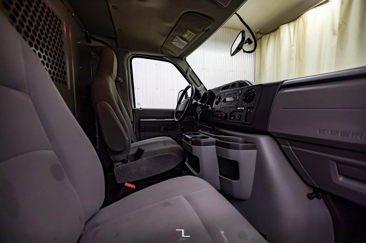 2014 Ford E-250 Extended Cargo Van Red Deer AB