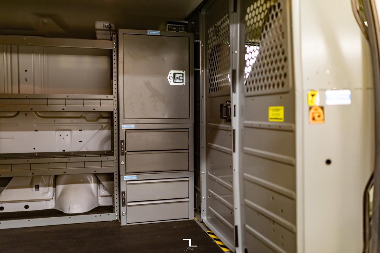 2014 Ford E-250 Extended Cargo Van Red Deer AB