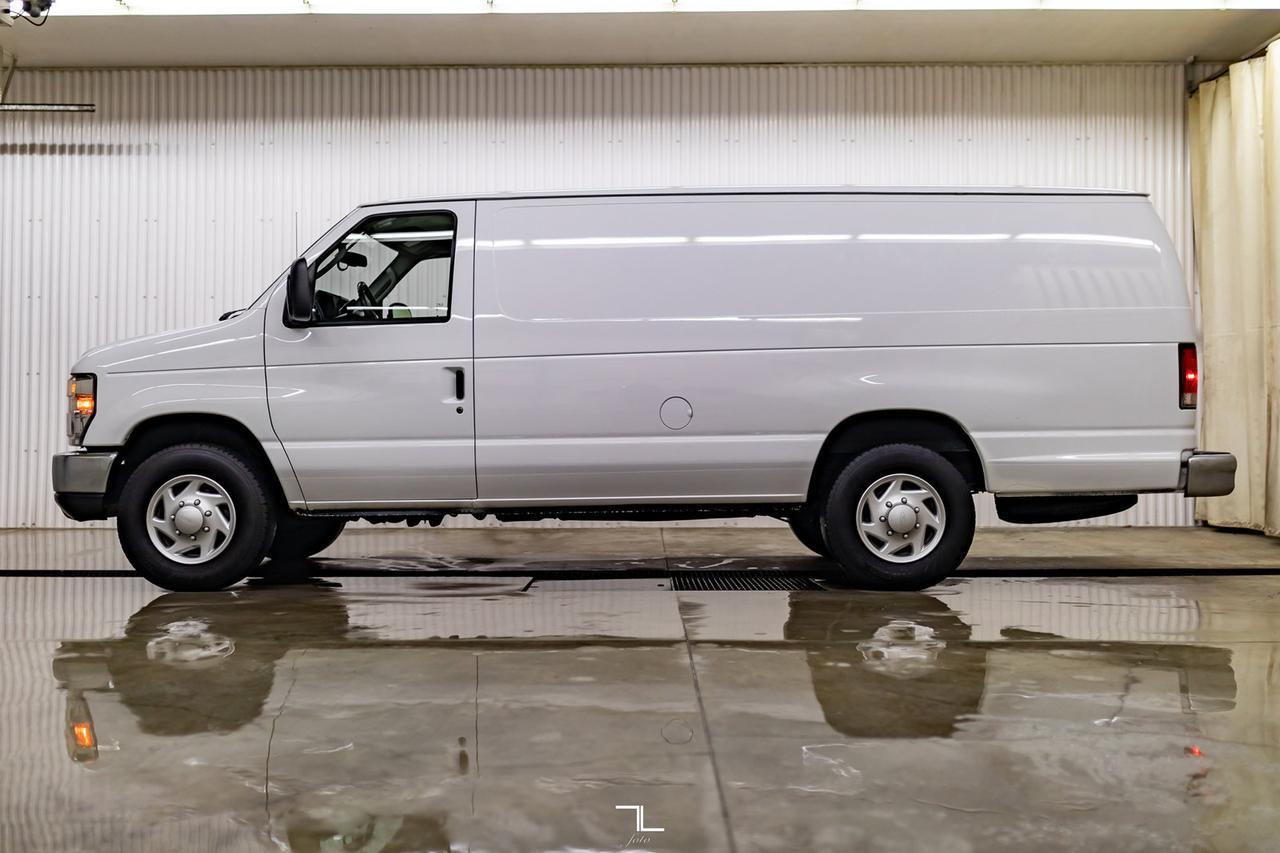 2014 Ford E-250 Extended Cargo Van Red Deer AB