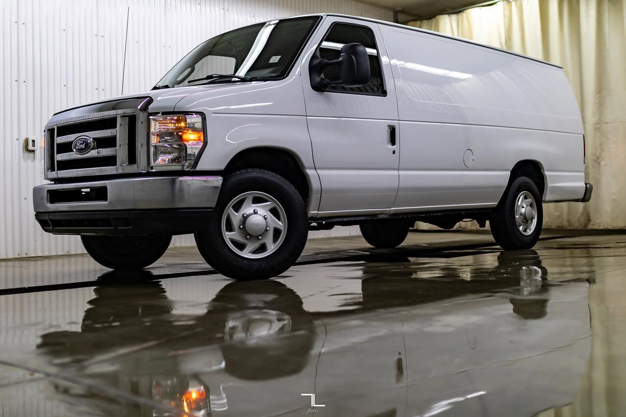 2014 Ford E-250 Extended Cargo Van Red Deer AB
