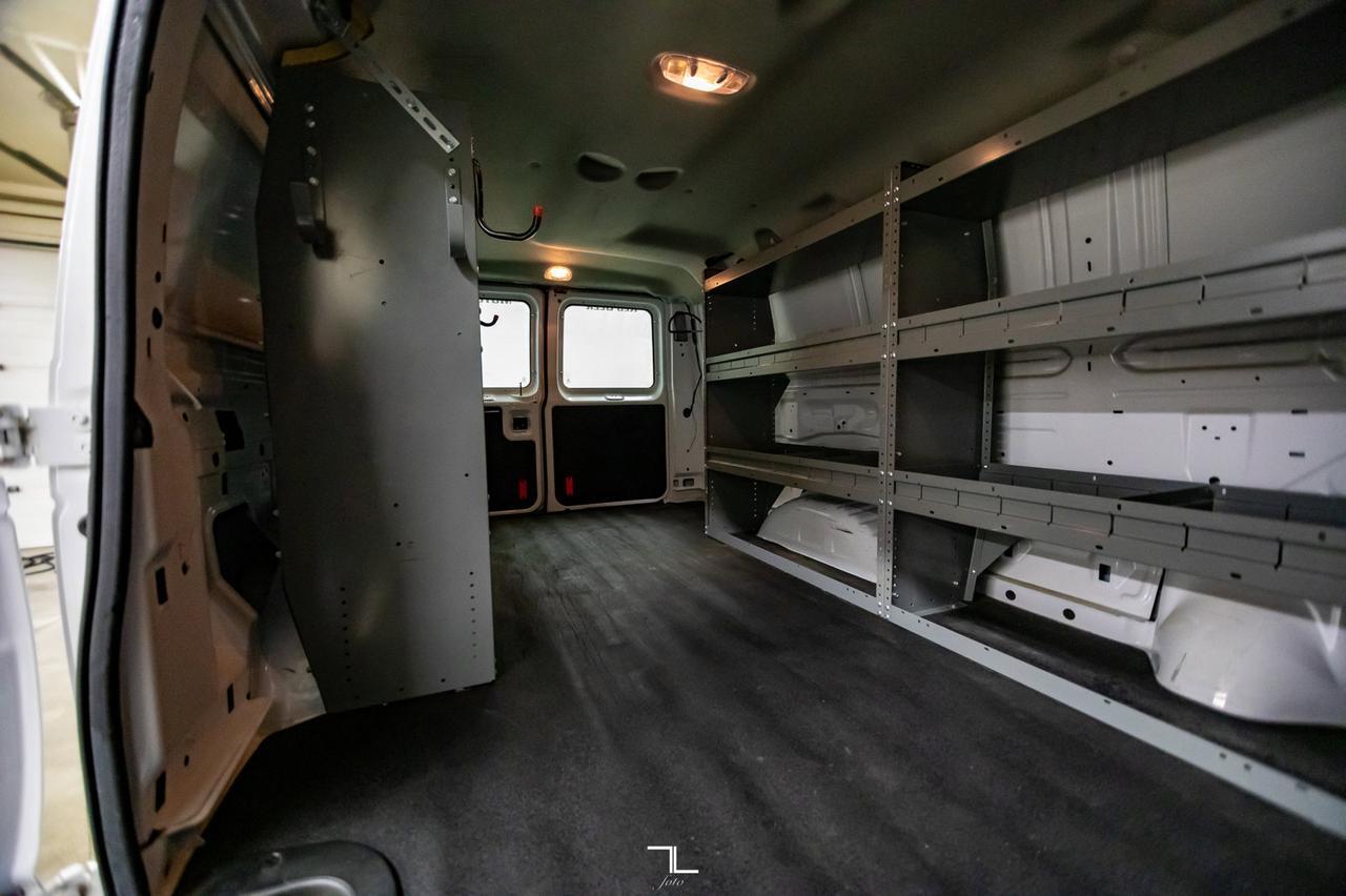 2014 Ford E-250 Extended Cargo Van Red Deer AB