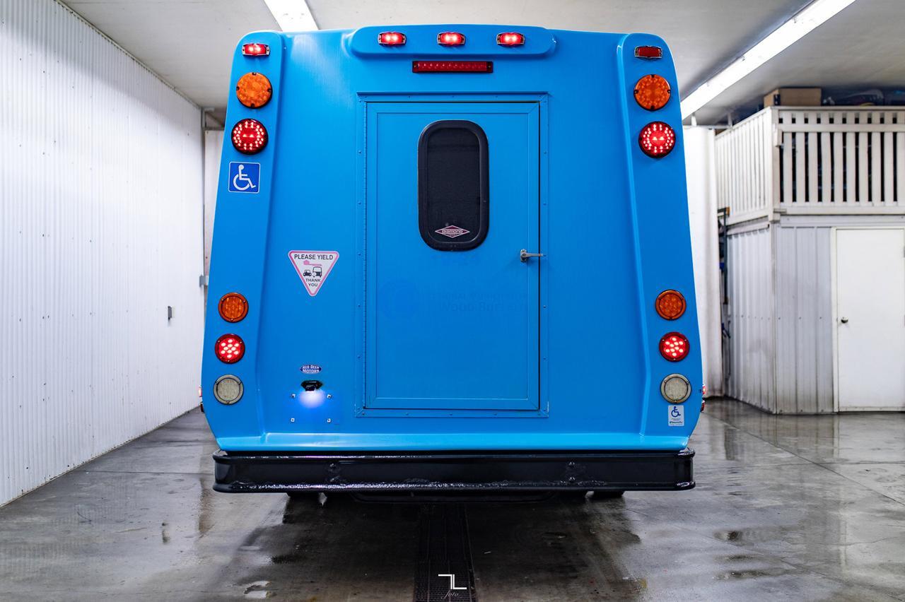 2014 Ford E-350 Cutaway Bus 10 Passenger Wheelchair Access Red Deer AB