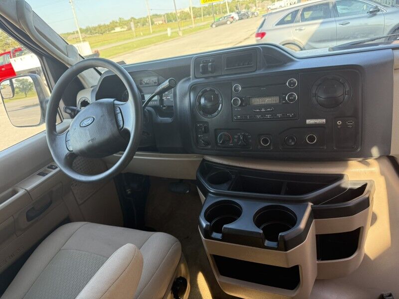 2014 Ford E-350 Quigley 4x4 Bus 4WD XLT Collinsville OK