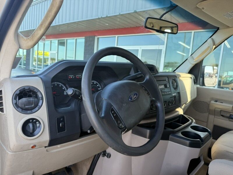 2014 Ford E-350 Quigley 4x4 Bus 4WD XLT Collinsville OK