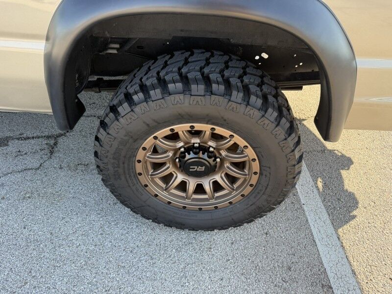 2014 Ford E-350 Quigley 4x4 Bus 4WD XLT Collinsville OK