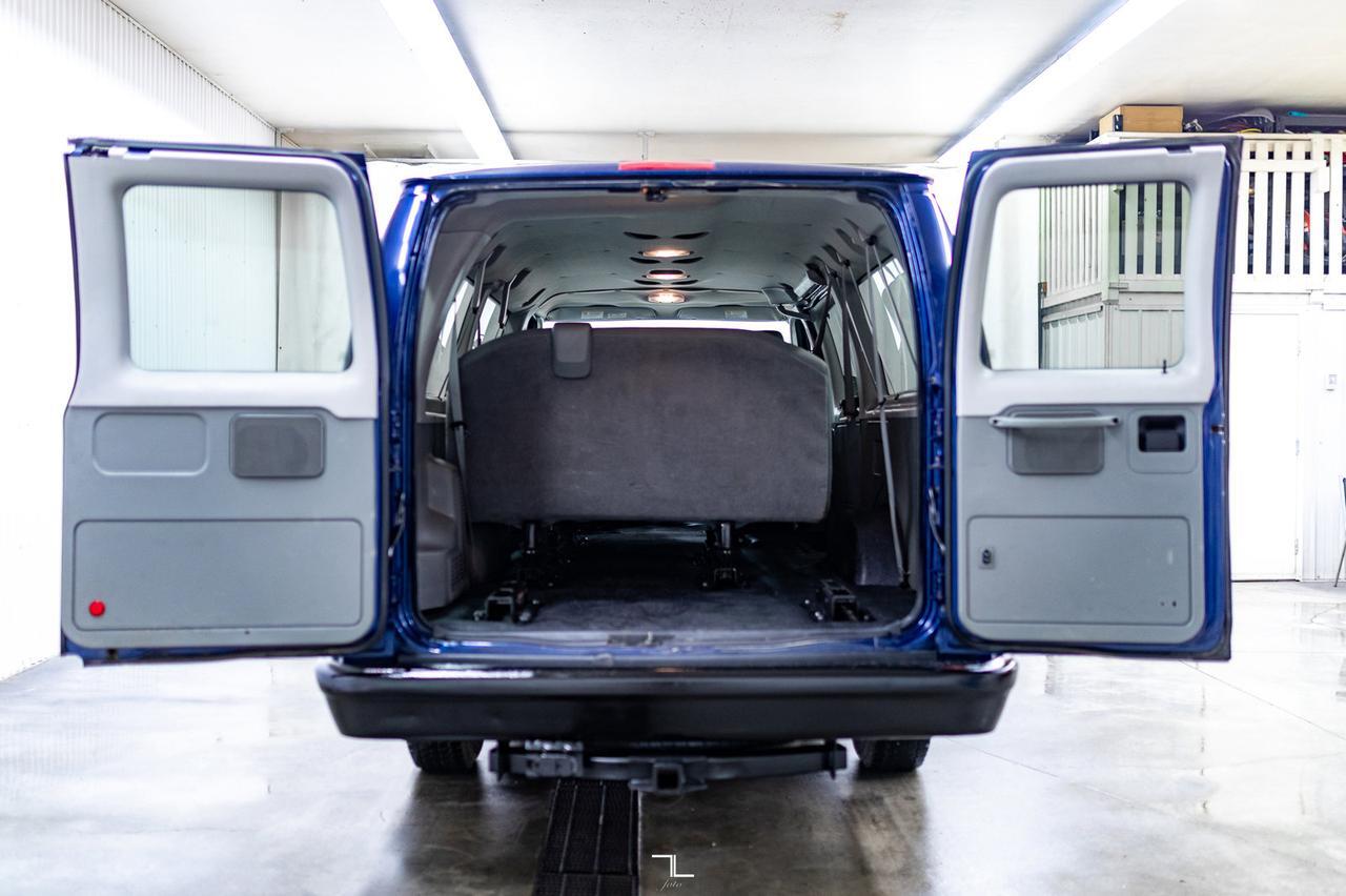 2014 Ford E-350 XL Extended 15 Passenger Van Red Deer AB