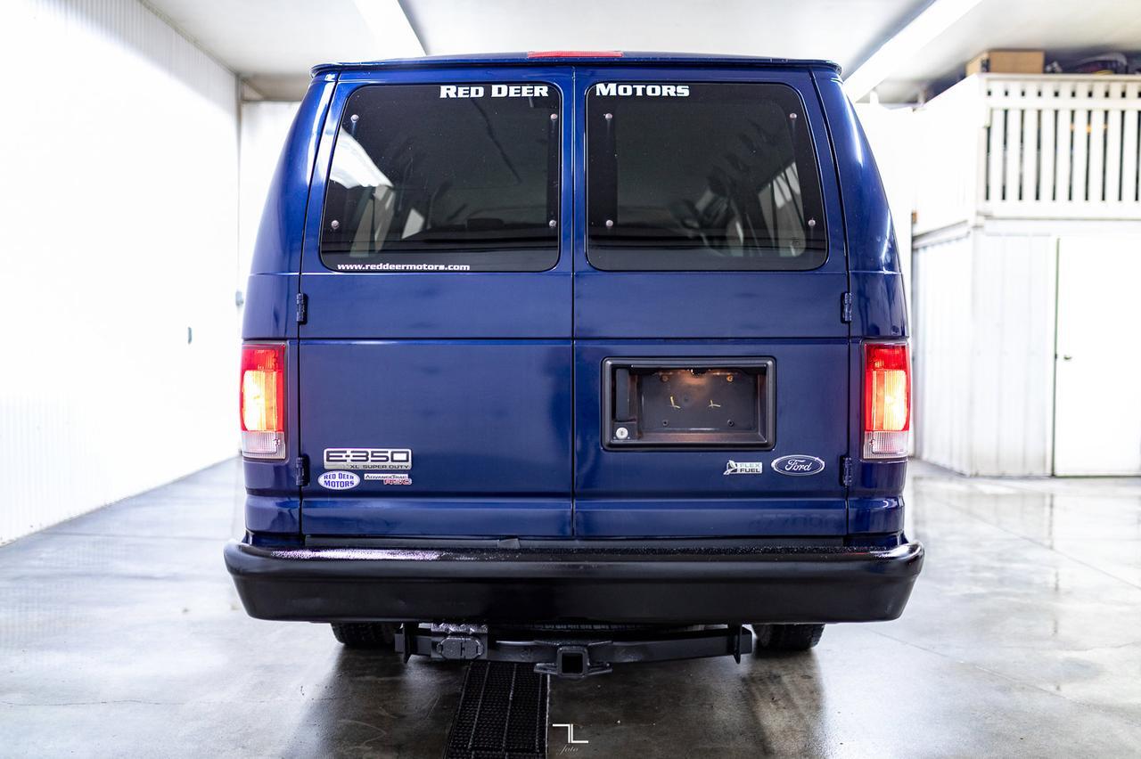 2014 Ford E-350 XL Extended 15 Passenger Van Red Deer AB