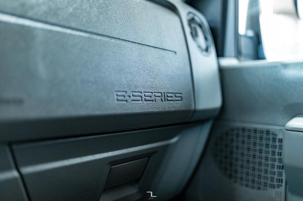 2014 Ford E-350 XL Extended 15 Passenger Van Red Deer AB