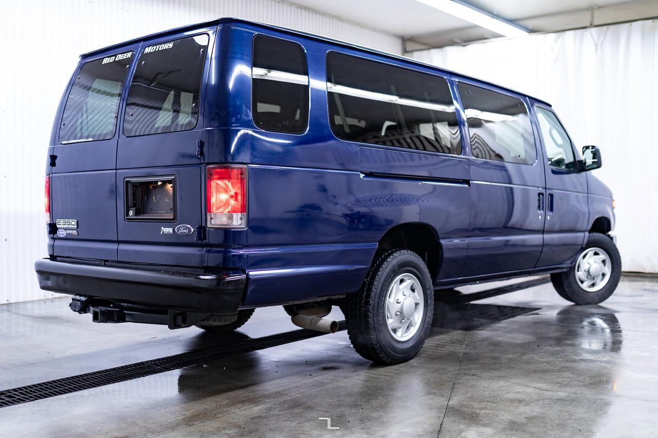 2014 Ford E-350 XL Extended 15 Passenger Van Red Deer AB