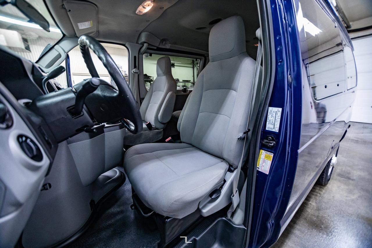 2014 Ford E-350 XL Extended 15 Passenger Van Red Deer AB