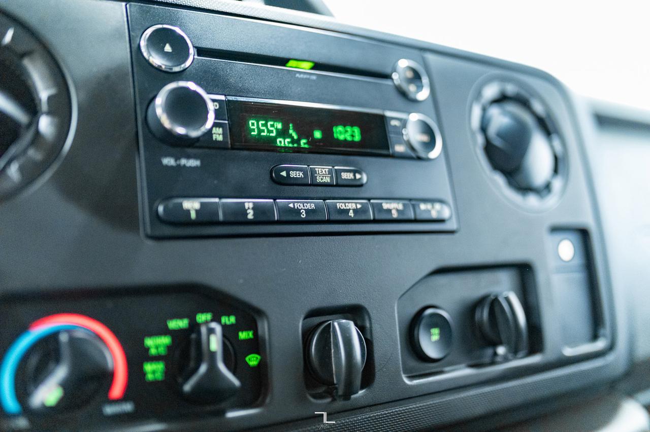 2014 Ford E-350 XL Extended 15 Passenger Van Red Deer AB