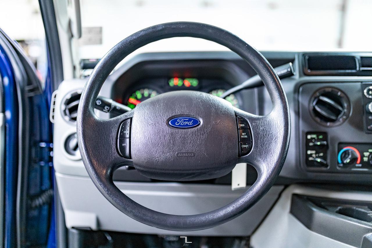 2014 Ford E-350 XL Extended 15 Passenger Van Red Deer AB