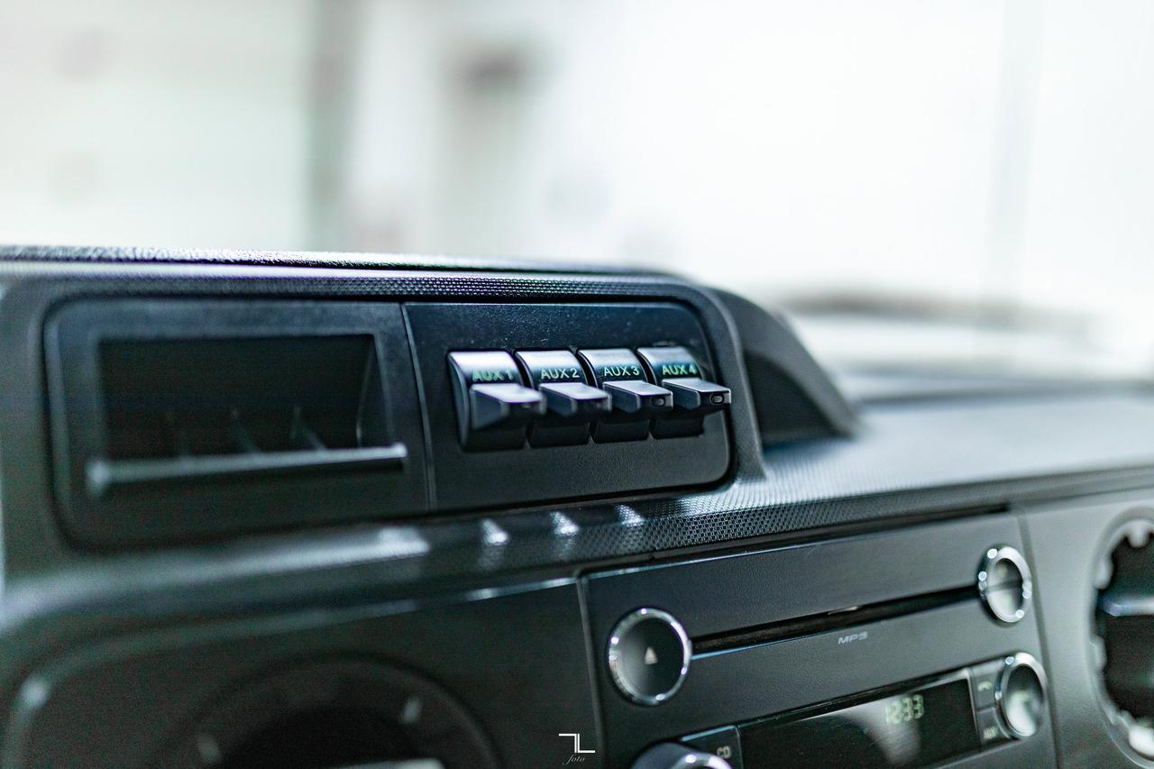 2014 Ford E-350 XLT 15 Passenger Red Deer AB