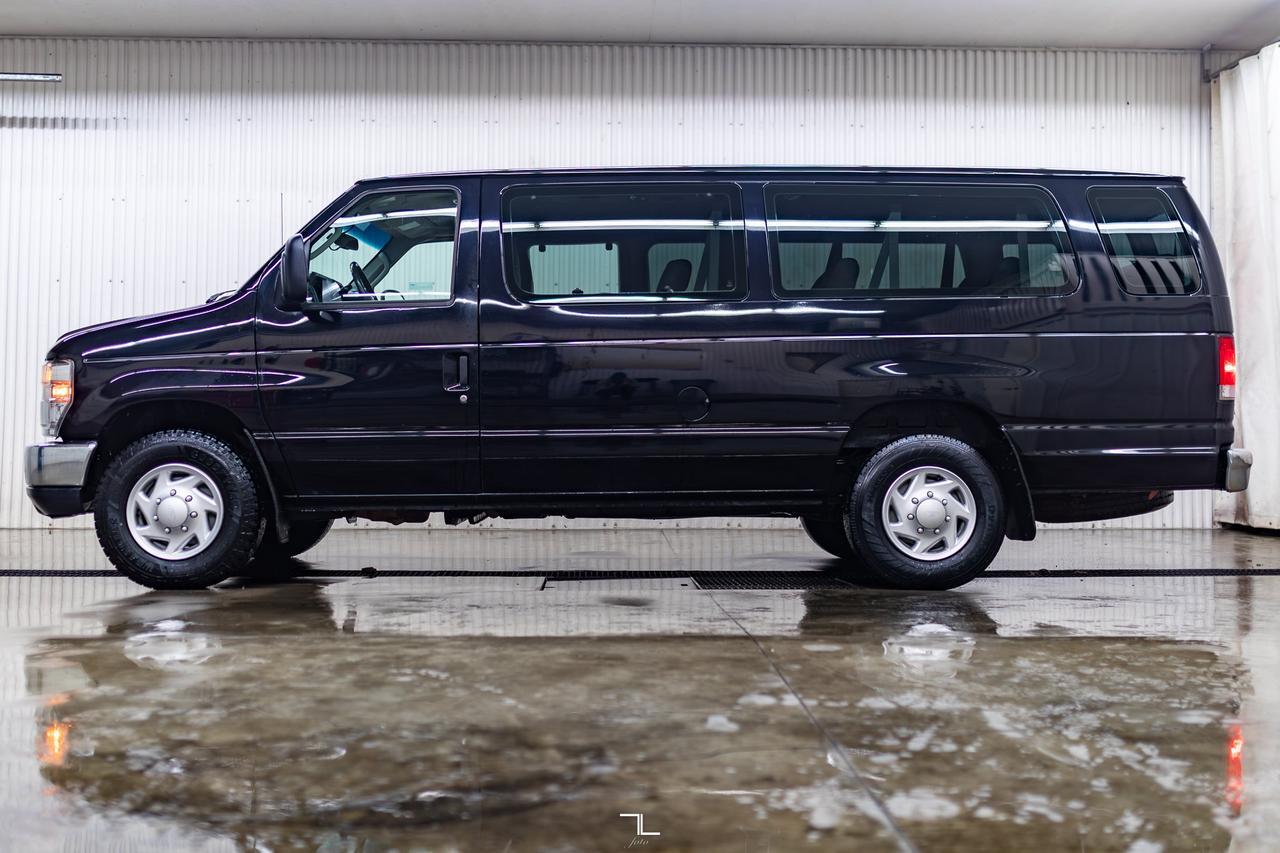 2014 Ford E-350 XLT 15 Passenger Red Deer AB