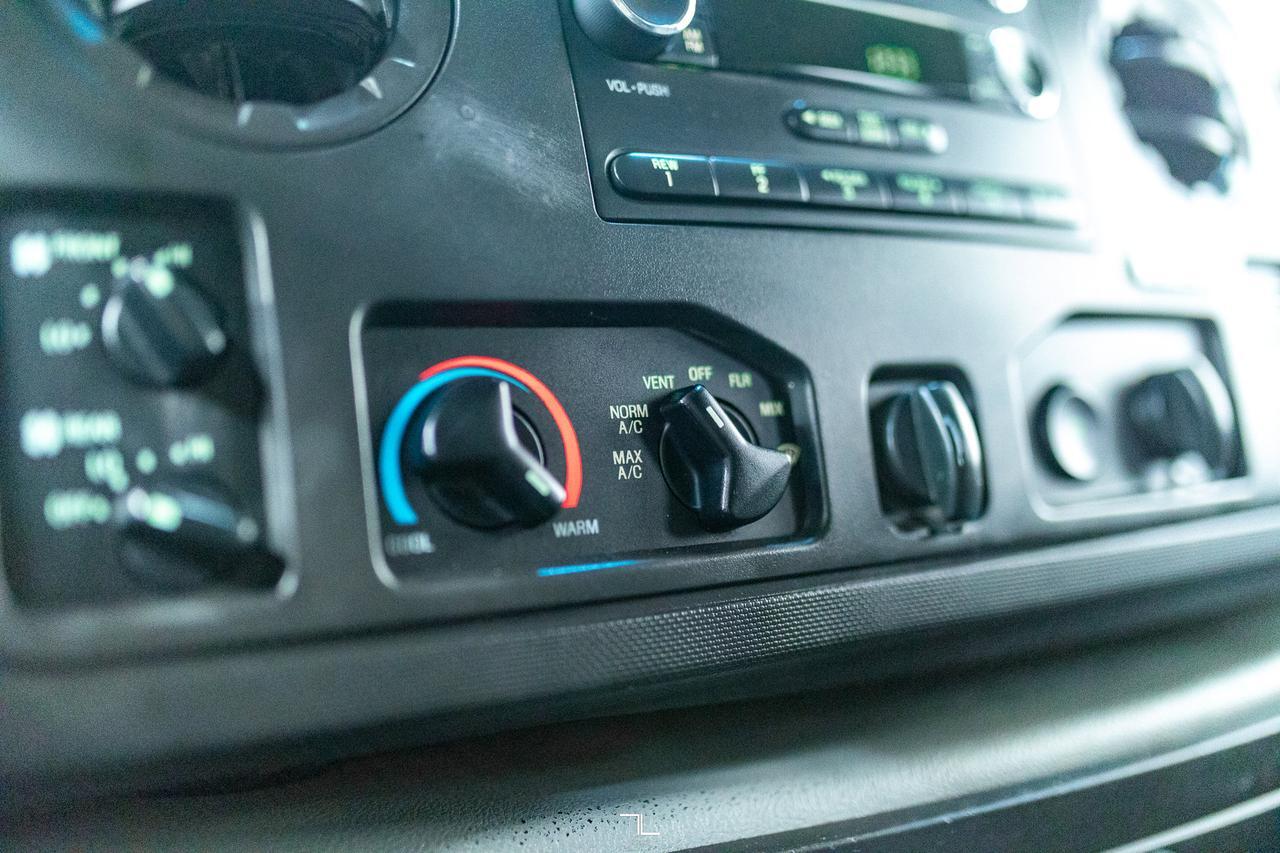 2014 Ford E-350 XLT 15 Passenger Red Deer AB