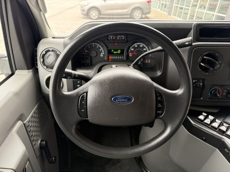 2014 Ford E-450 Passenger Bus w/ Wheelchair Lift 72k mi's Collinsville OK