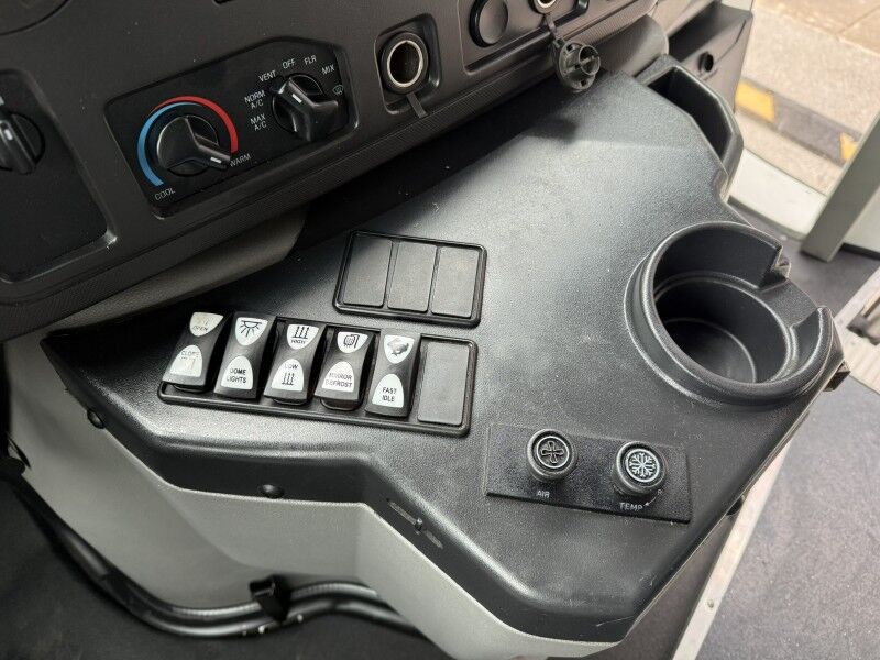 2014 Ford E-450 Passenger Bus w/ Wheelchair Lift 72k mi's Collinsville OK