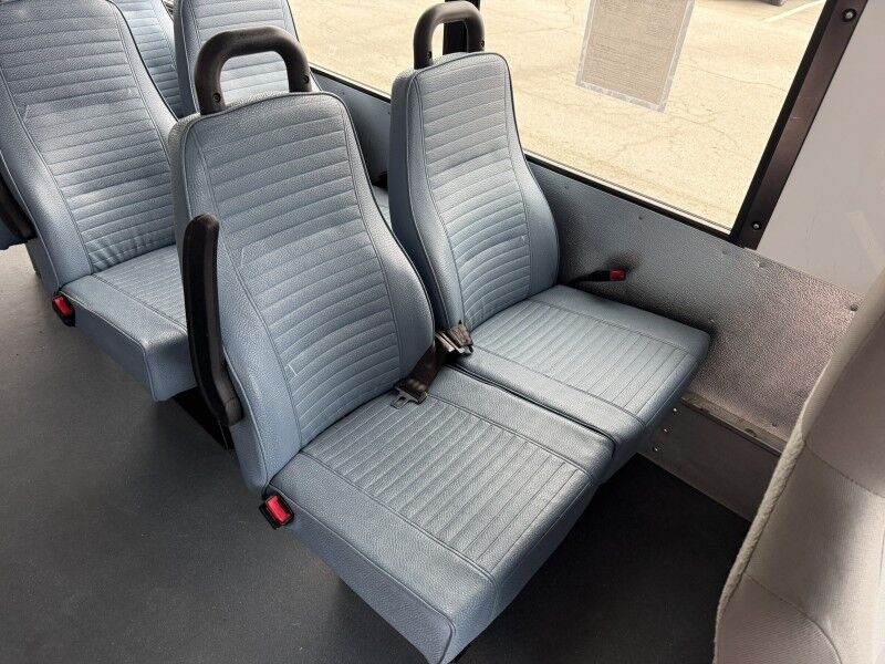 2014 Ford E-450 Passenger Bus w/ Wheelchair Lift 72k mi's Collinsville OK