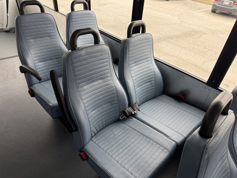 2014 Ford E-450 Passenger Bus w/ Wheelchair Lift 72k mi's Collinsville OK