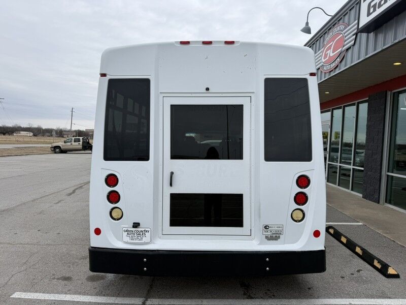 2014 Ford E-450 Passenger Bus w/ Wheelchair Lift 72k mi's Collinsville OK