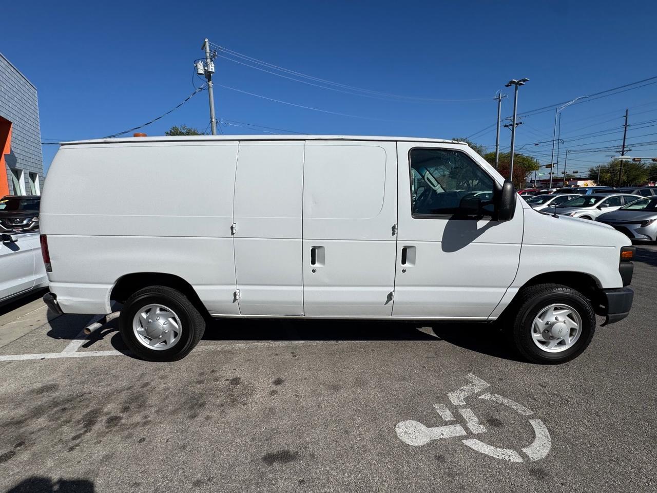 2014 Ford Econoline Cargo Van Commercial Austin TX
