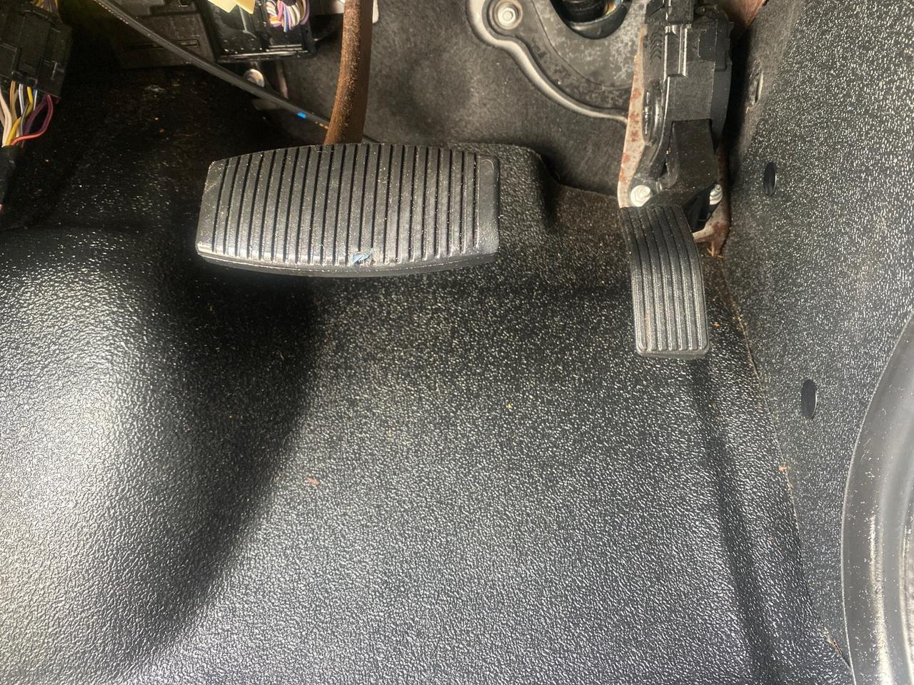 2014 Ford Econoline Cargo Van EXTENDED LOW MILES 6,380 1 OWNER Pompano Beach FL