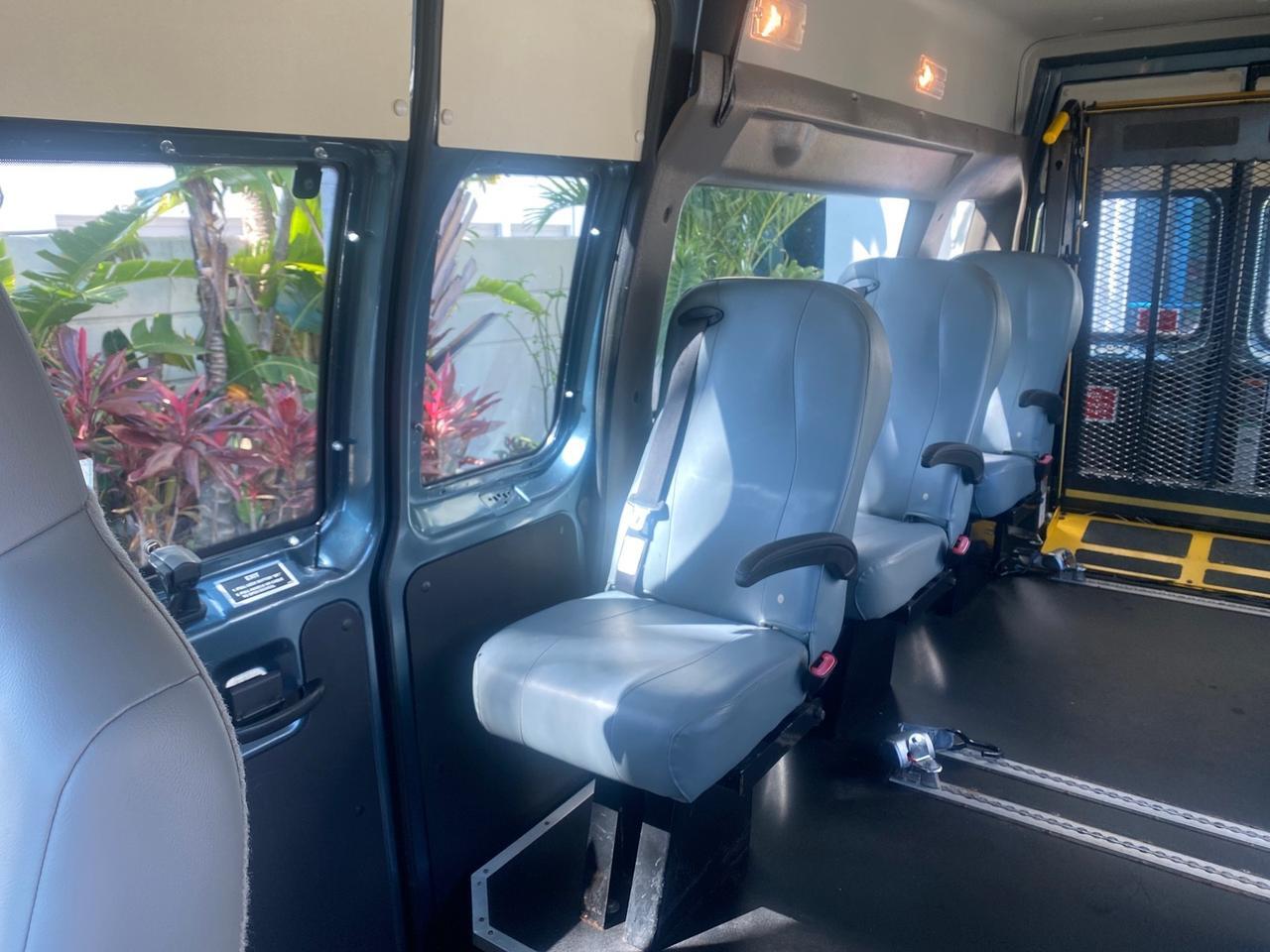 2014 Ford Econoline E 350 HI TOP HANDICAP VAN LOW MILES 34,875 1 OWNER Pompano Beach FL