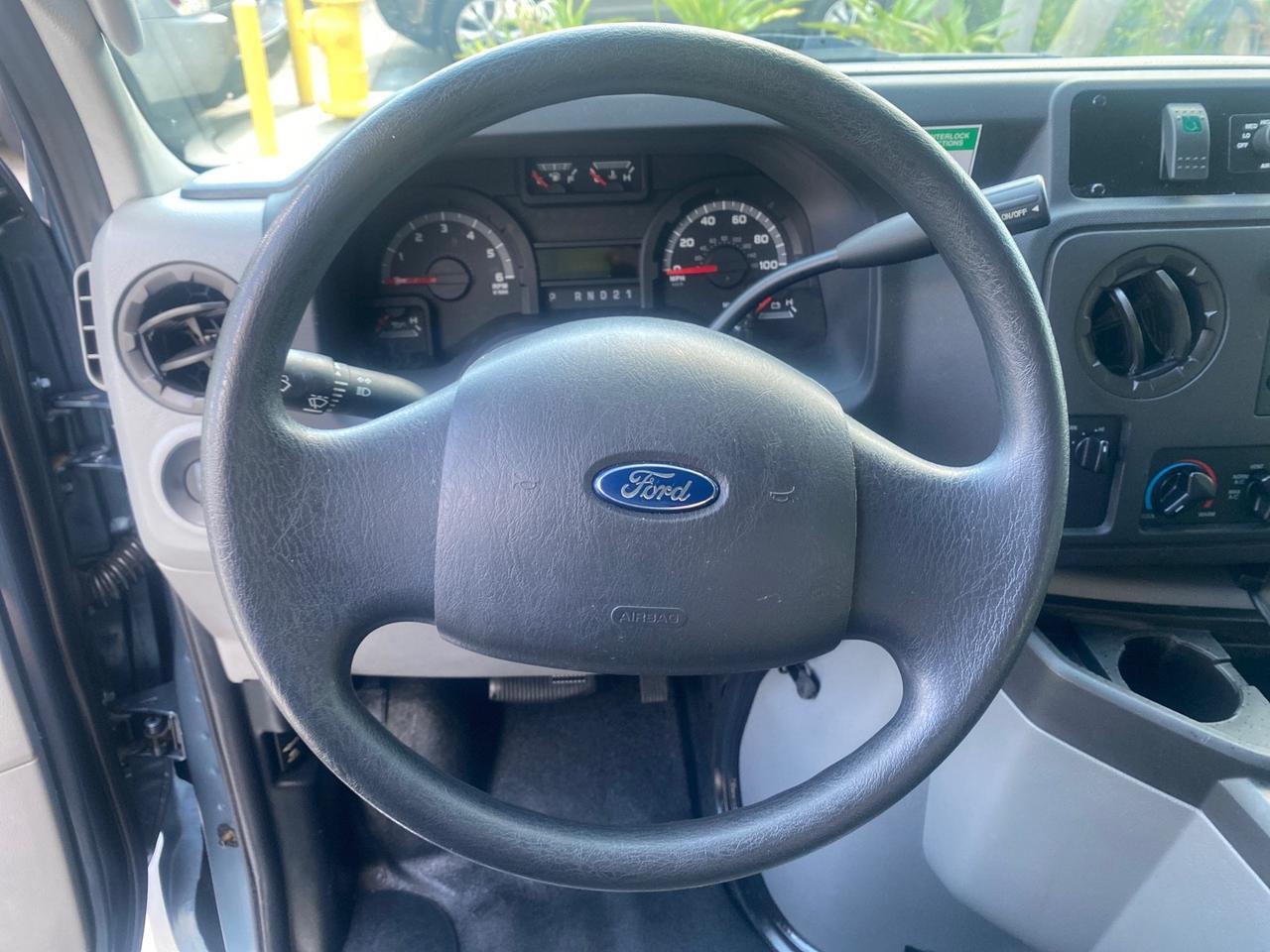 2014 Ford Econoline E 350 HI TOP HANDICAP VAN LOW MILES 34,875 1 OWNER Pompano Beach FL