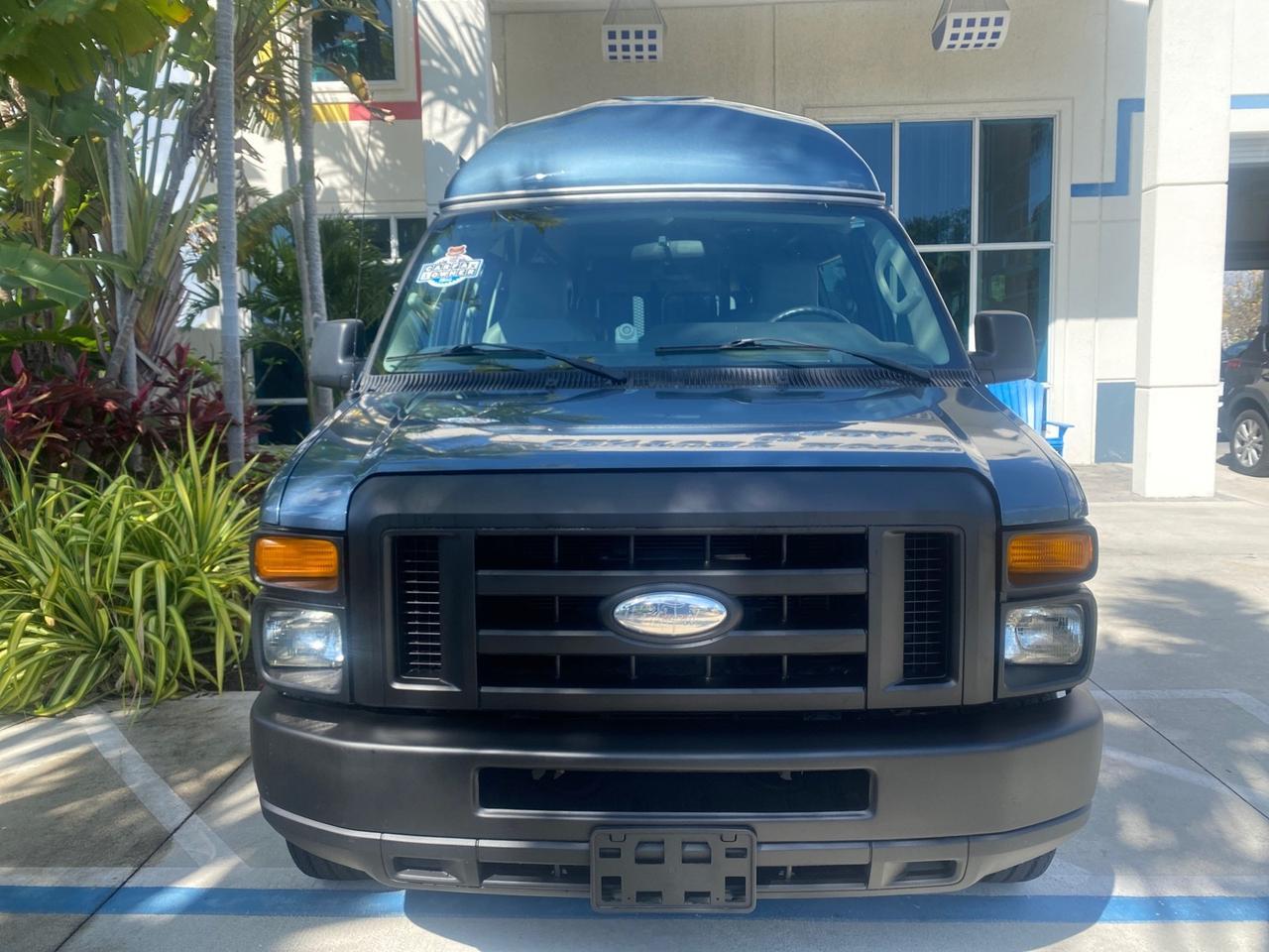 2014 Ford Econoline E 350 HI TOP HANDICAP VAN LOW MILES 34,875 1 OWNER Pompano Beach FL