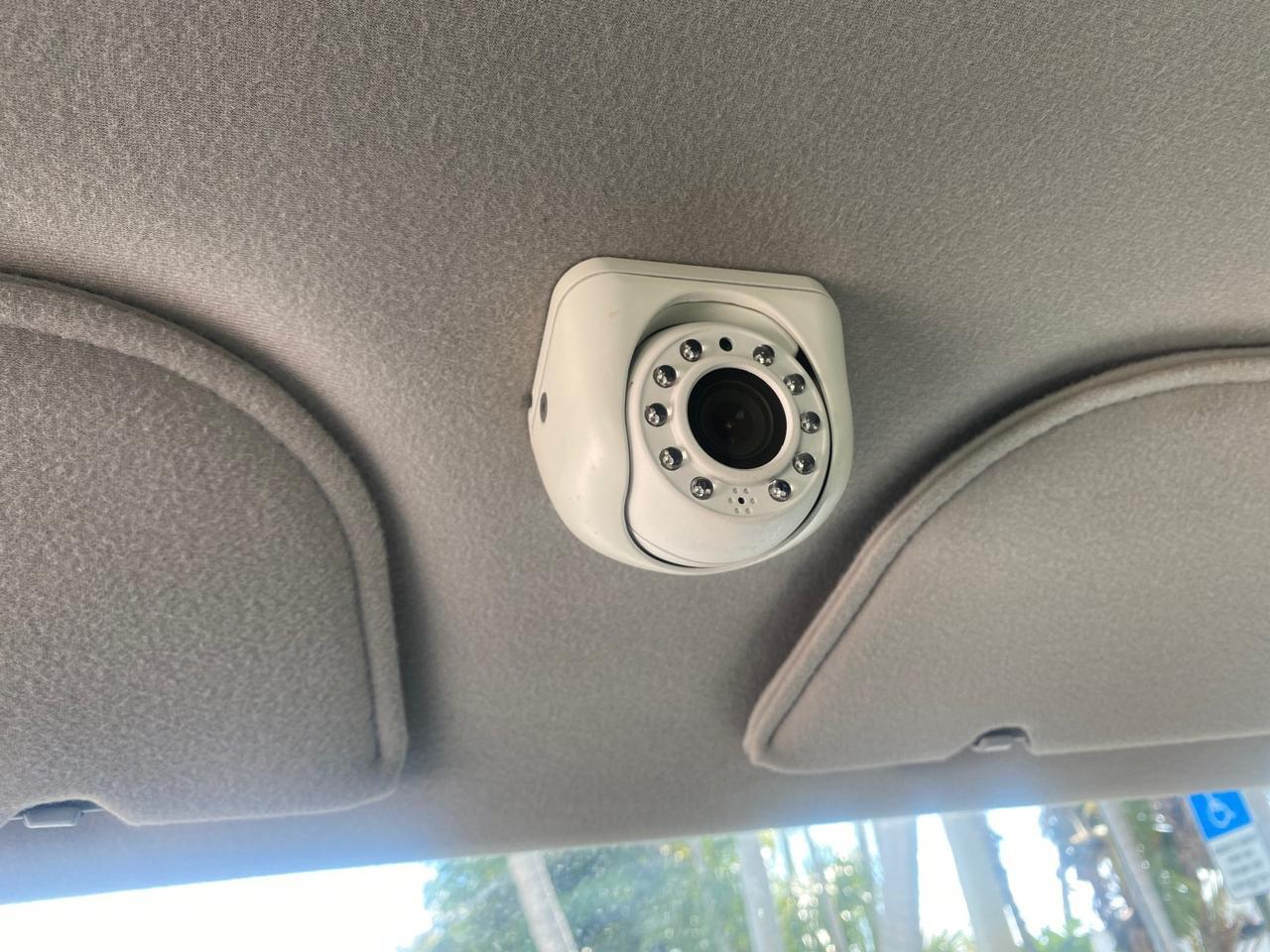 2014 Ford Econoline E 350 HI TOP HANDICAP VAN LOW MILES 34,875 1 OWNER Pompano Beach FL