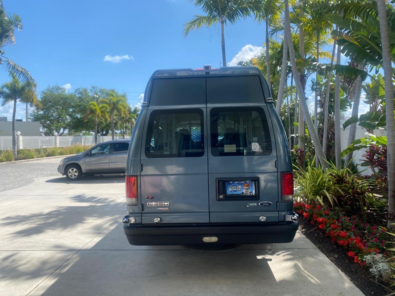 2014 Ford Econoline E 350 HI TOP HANDICAP VAN LOW MILES 34,875 1 OWNER Pompano Beach FL